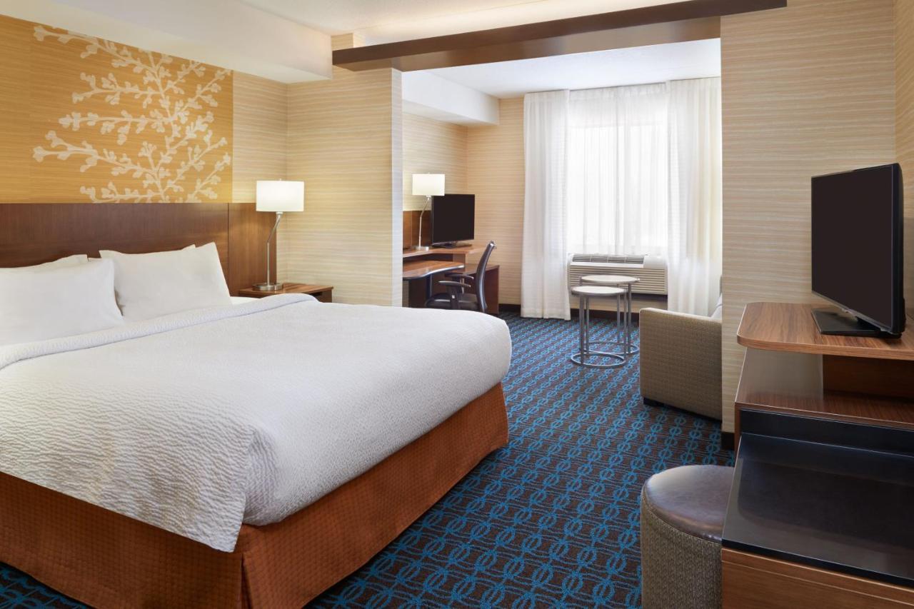 Fairfield Inn & Suites By Marriott Barrie Bagian luar foto